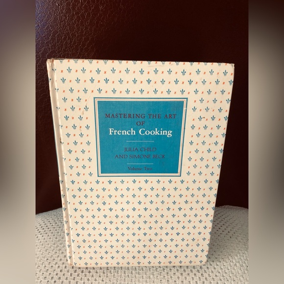 Mastering the Art of French Cooking Volume Two (1970, Hardcover) 1st Edition - Picture 1 of 8